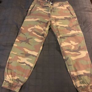 Alix Pants (Camo)